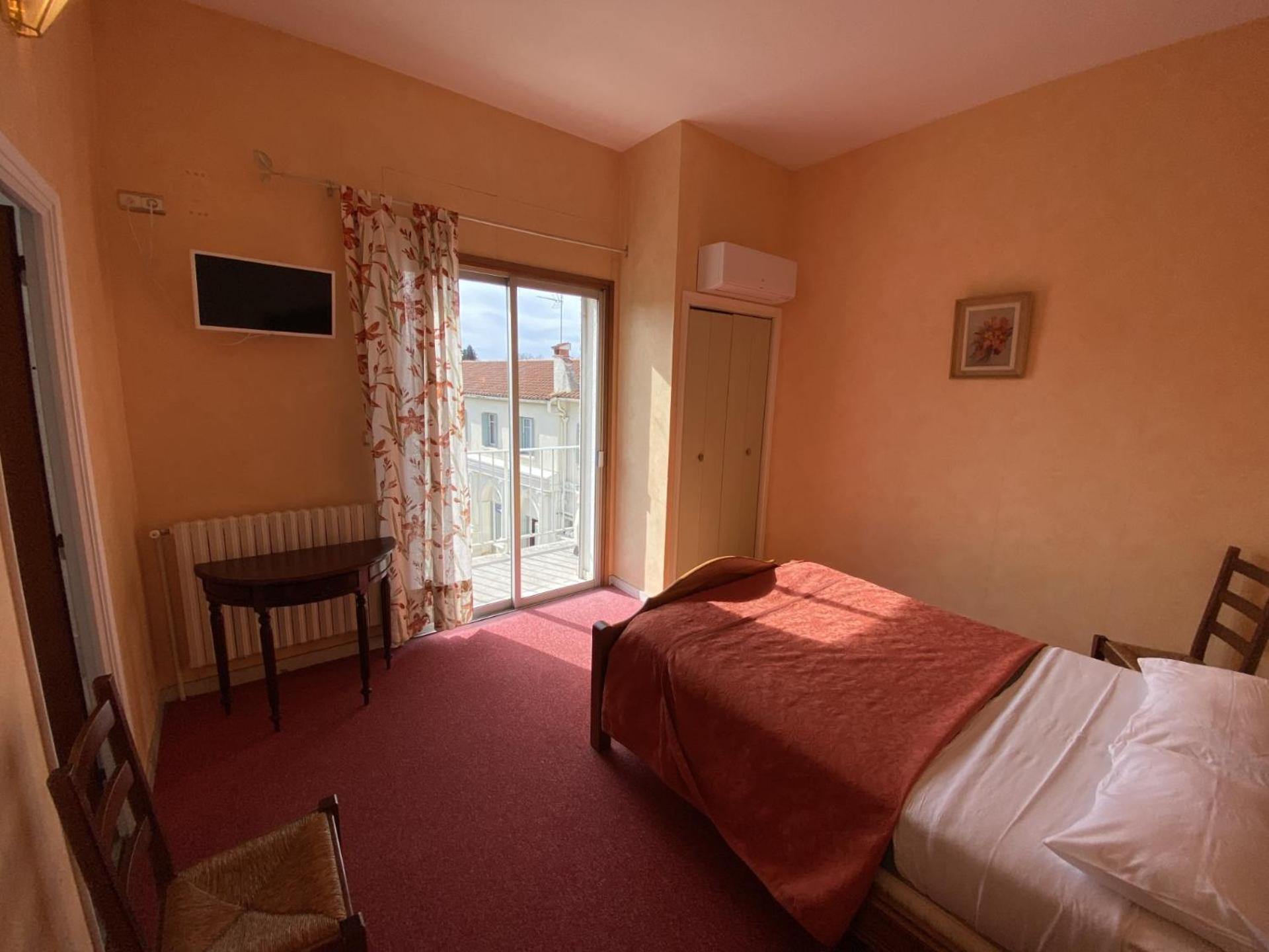 Hotel Le Floreal Le Soler エクステリア 写真