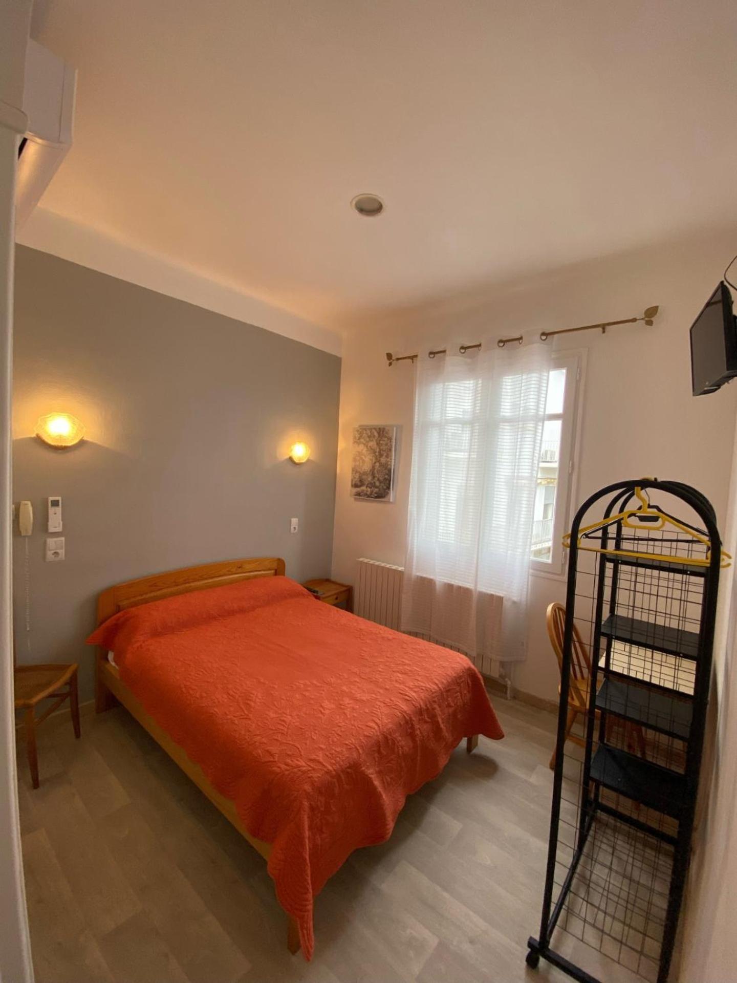 Hotel Le Floreal Le Soler エクステリア 写真
